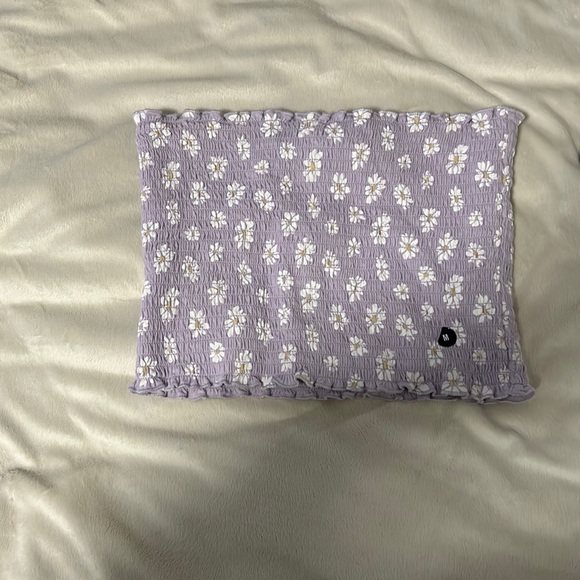 Hollister Tops - Floral lilac tube top